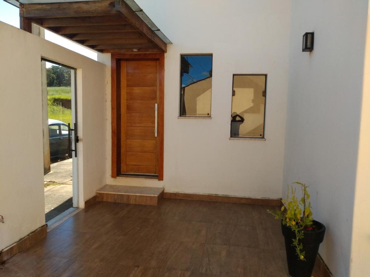 Casa Com Piscina Fundo Pra Represa E Ar Condicionado Casinhabrancadevaranda Ijaci Esterno foto