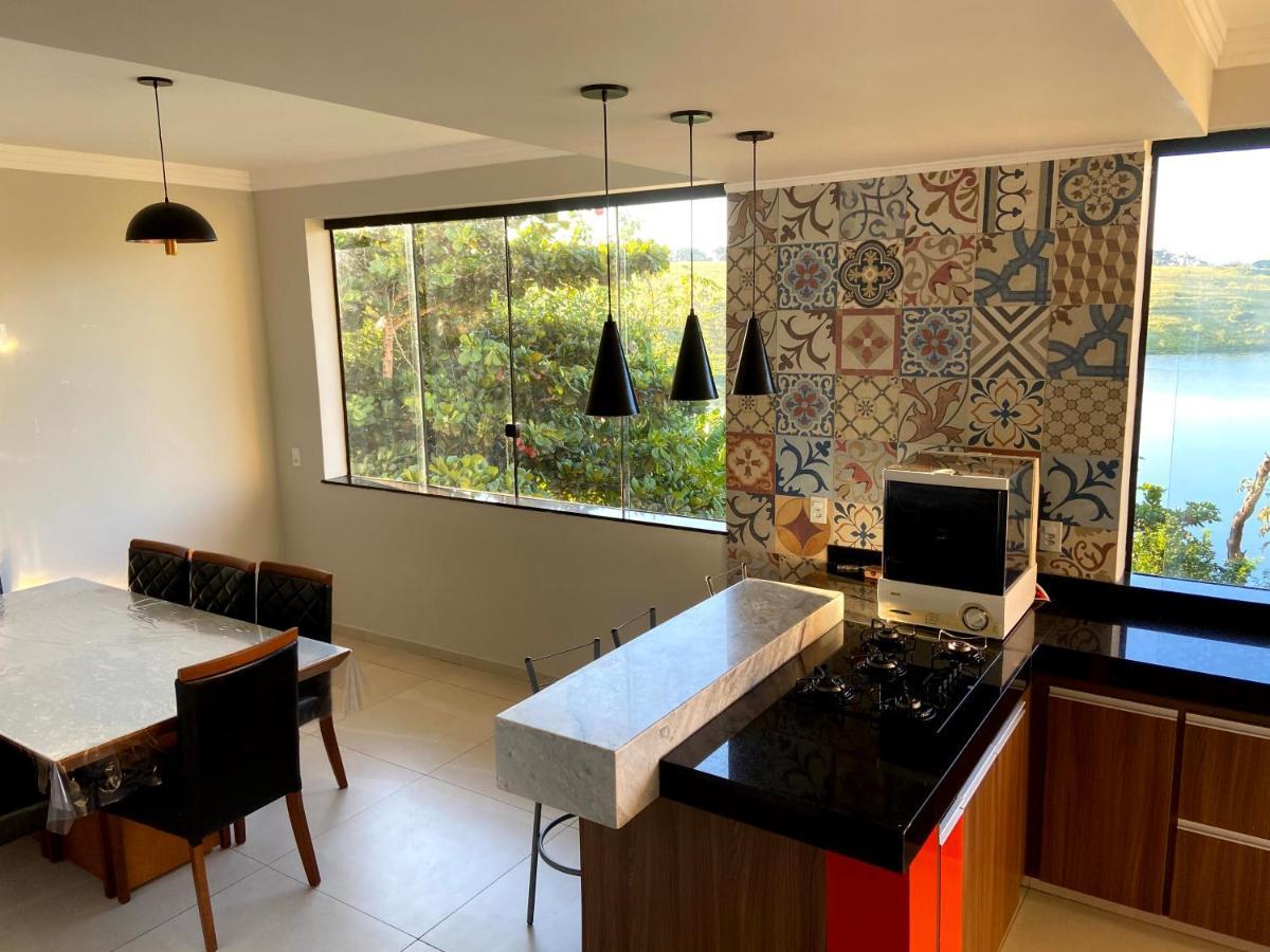 Casa Com Piscina Fundo Pra Represa E Ar Condicionado Casinhabrancadevaranda Ijaci Esterno foto